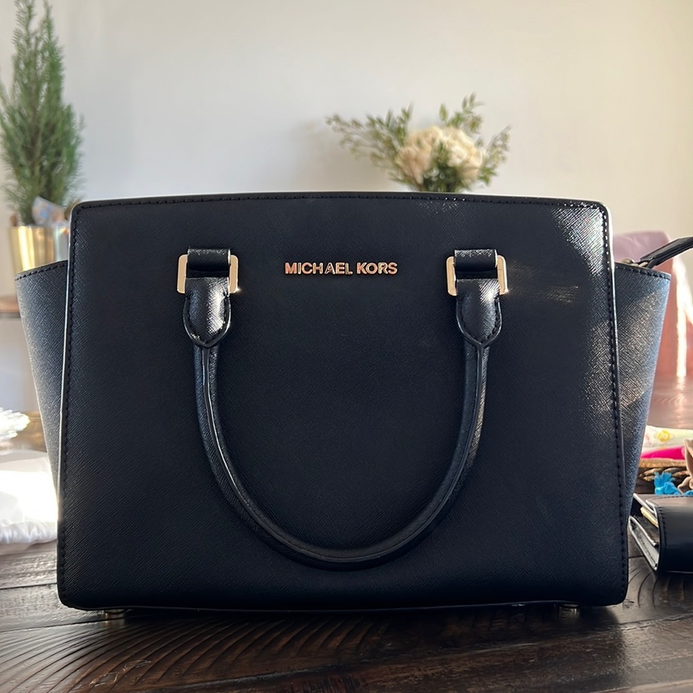 Michael Kors Selma Medium Satchel Saffiano Leather 30S3GLMS2L